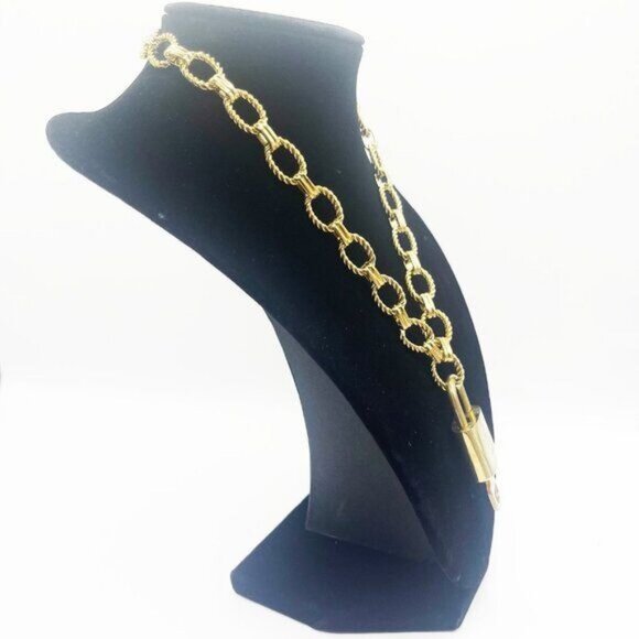 Authentic Louis Vuitton Lock & Key Necklace Pendant Gold-Plated Chain Adjustable - Picture 3 of 11